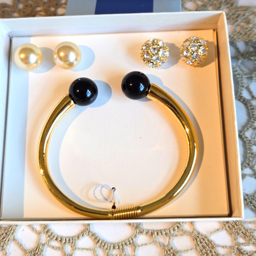 KJL Kenneth J Lane Adjustable Bangle Bracelet